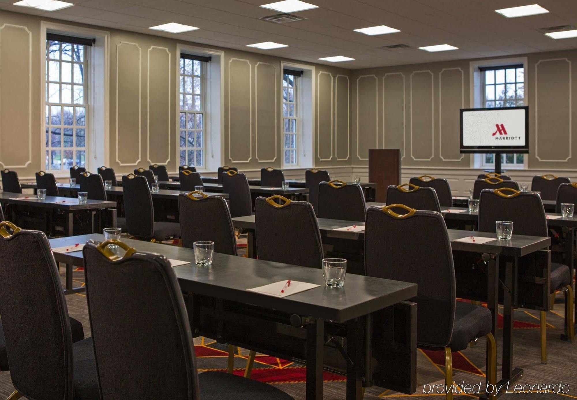 College Park Marriott Hotel & Conference Center Экстерьер фото